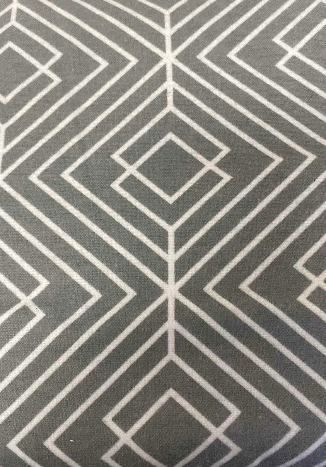 Unscented Sqaure 12x12 Bag with Matching Cover