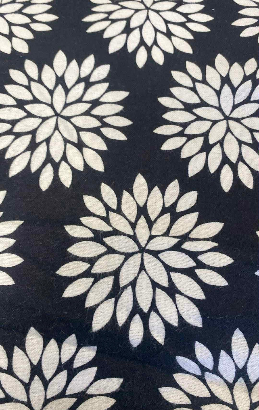 Aromatherapy Bag Square 9x9 with Matching Cover